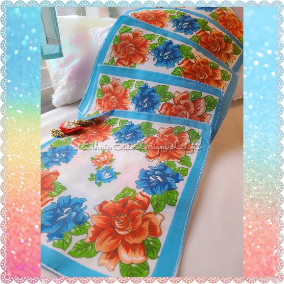 New Set of 5 Vintage design Handkerchief - Picture 6 of 9